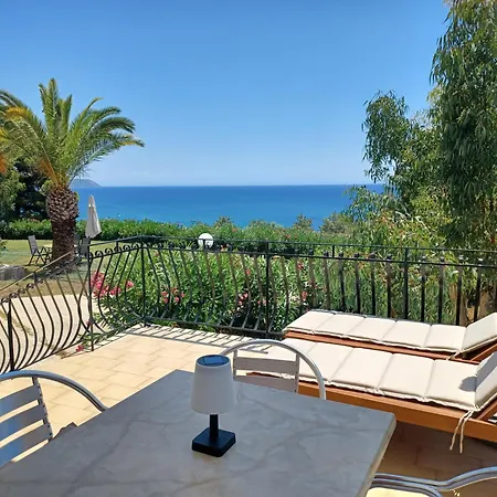 Nerissa 3, Two Bedroom House Spartia (Kefalonia)