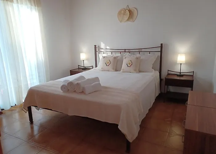 Nerissa 3, Two Bedroom House Dom wakacyjny *